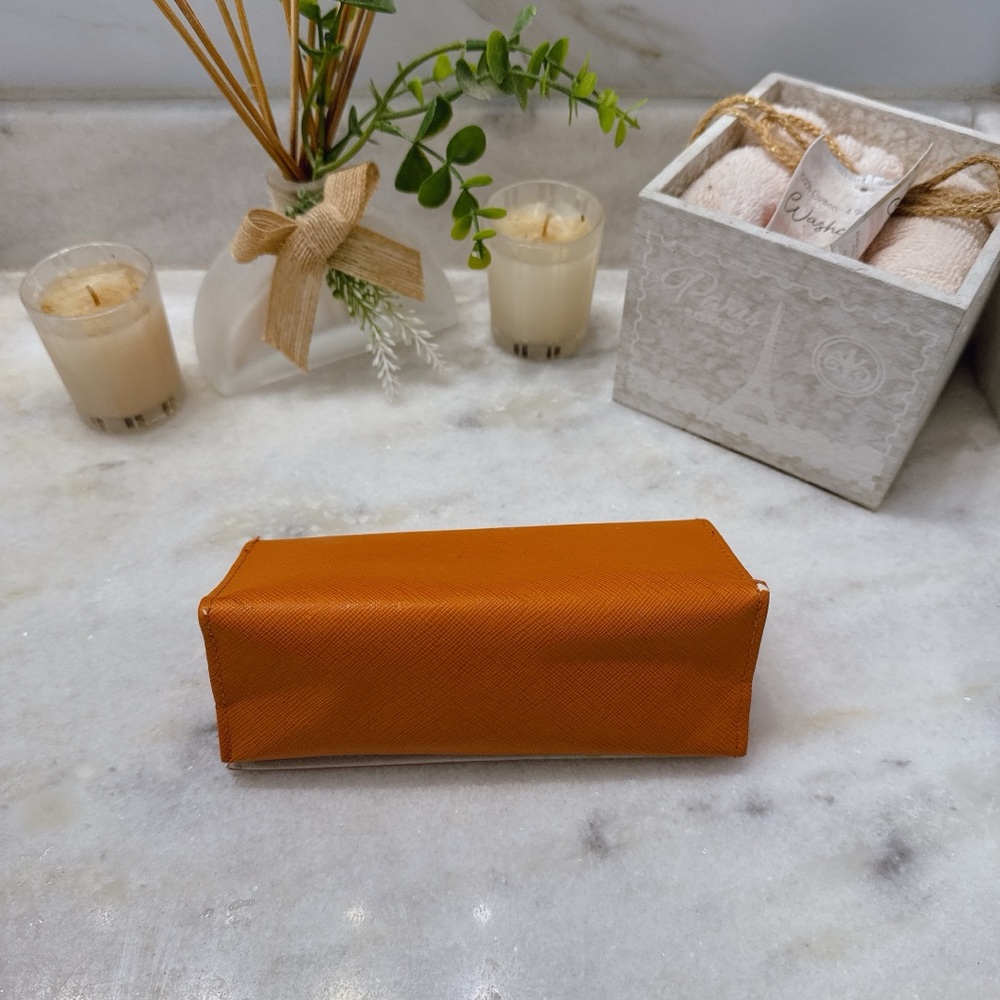 Tory Burch Orange Sunglasses Cases: - Picture 4 of 7